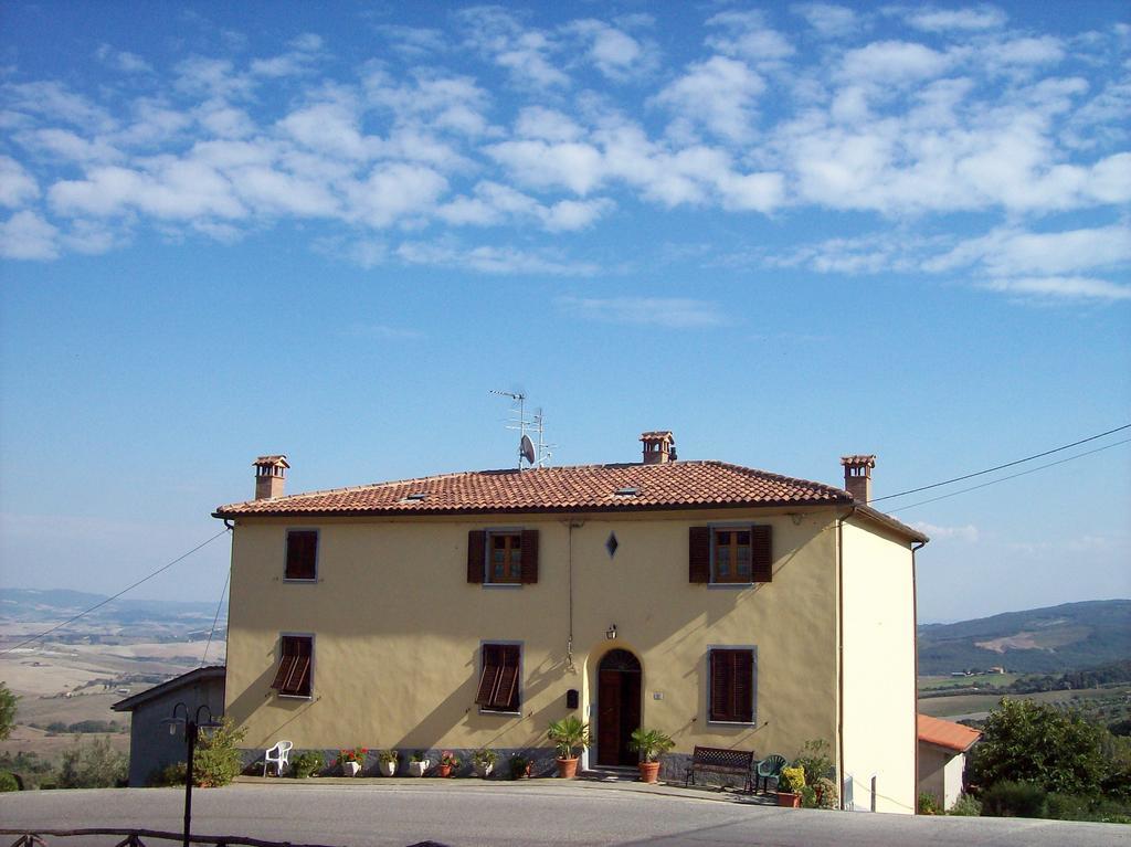 Casa Amedeo Appartement Chianni Buitenkant foto