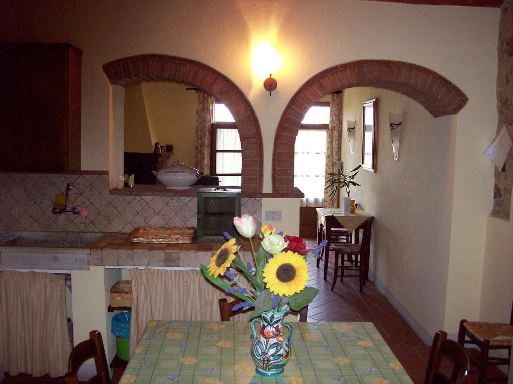 Casa Amedeo Appartement Chianni Kamer foto